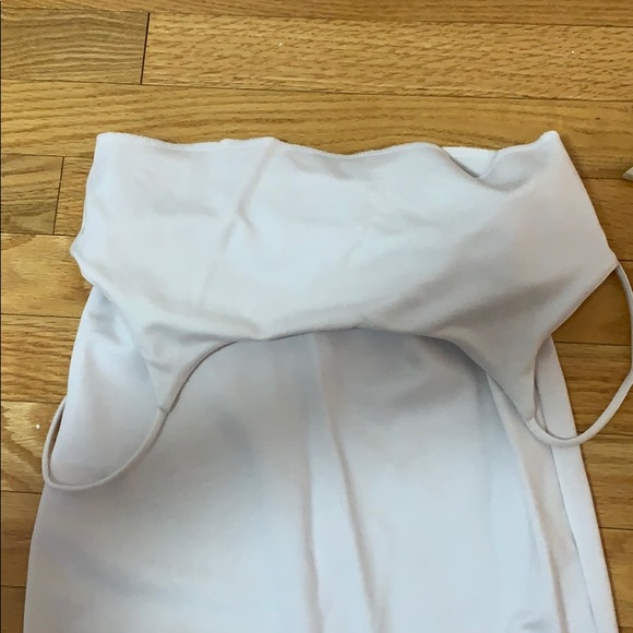 Long white maxi form-fitting dress 🤍 - Picture 3 of 7